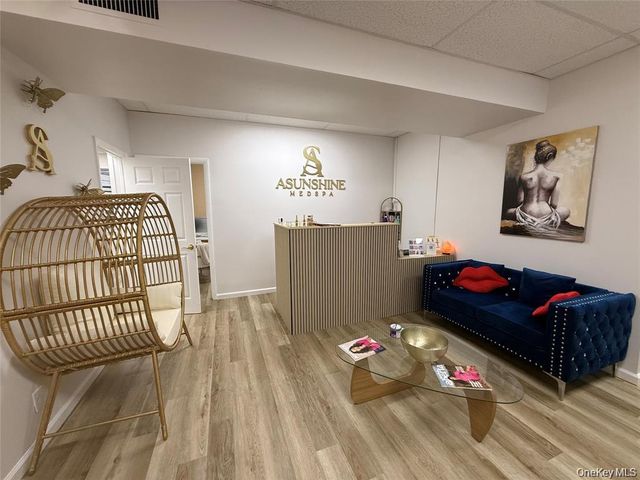 185 Willis Avenue 1, Mineola, NY 11501