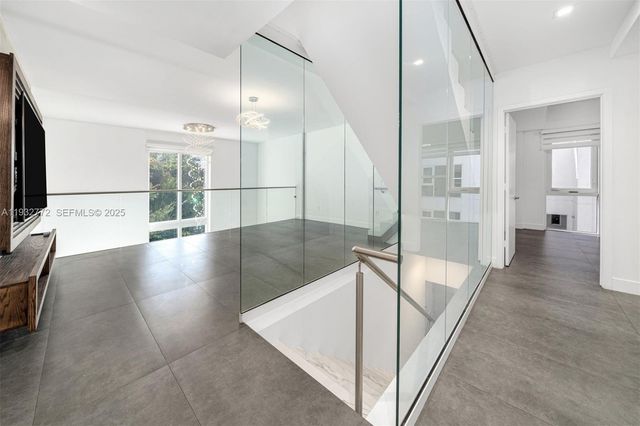 455 NE 39th St 202, Miami, FL 33137