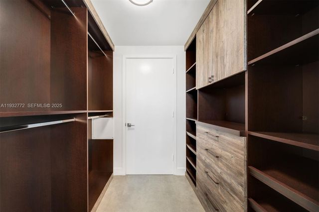 455 NE 39th St 202, Miami, FL 33137