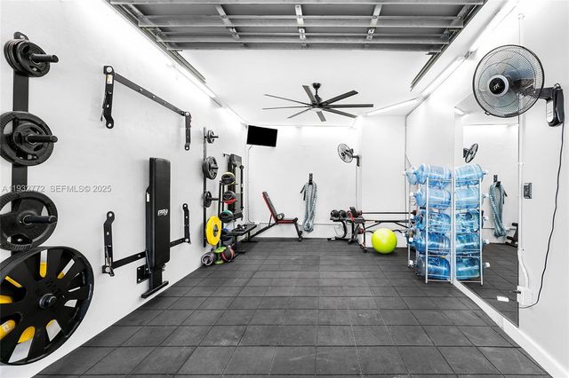 455 NE 39th St 202, Miami, FL 33137