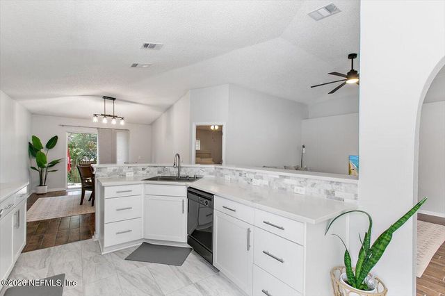 3516 WENTWORTH Circle W, Jacksonville, FL 32277