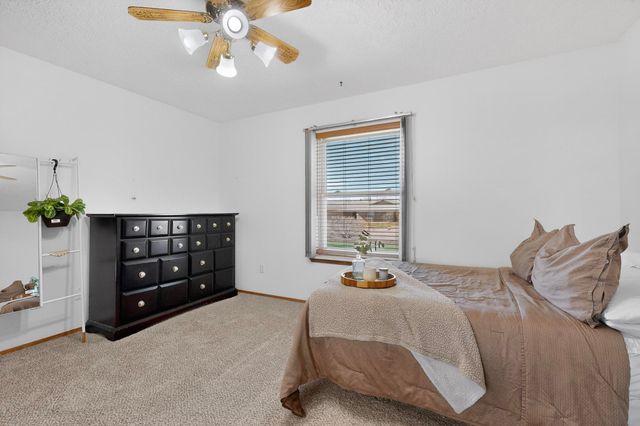 204 Wyoming Autumn Road NE, Rio Rancho, NM 87124