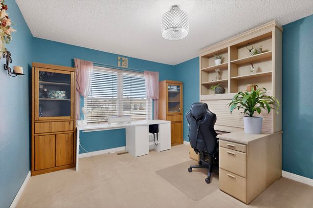 204 Wyoming Autumn Road NE, Rio Rancho, NM 87124