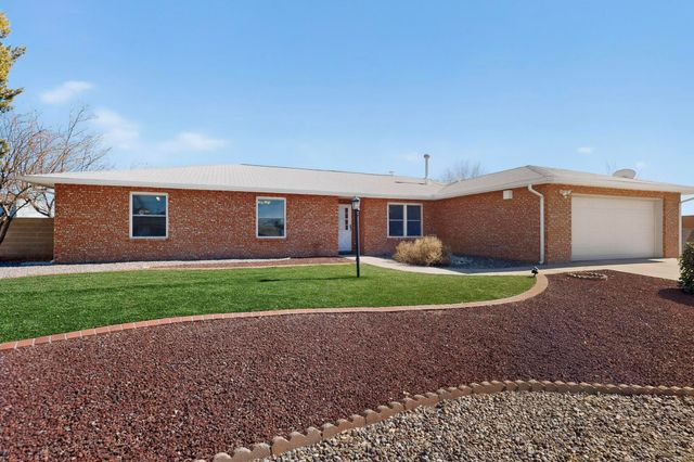 204 Wyoming Autumn Road NE, Rio Rancho, NM 87124