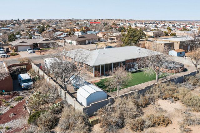 204 Wyoming Autumn Road NE, Rio Rancho, NM 87124