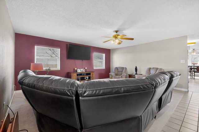 204 Wyoming Autumn Road NE, Rio Rancho, NM 87124