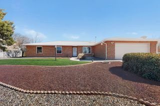 204 Wyoming Autumn Road NE, Rio Rancho, NM 87124