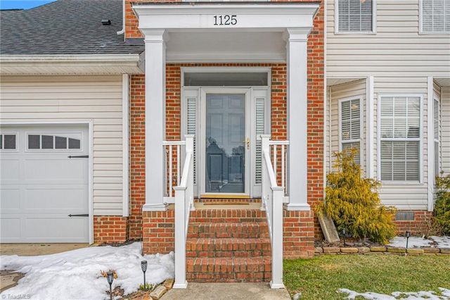 1125 Birch Hill Drive, Kernersville, NC 27284