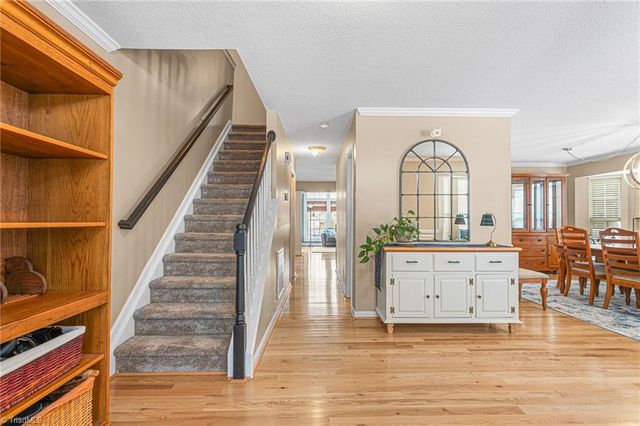 1125 Birch Hill Drive, Kernersville, NC 27284