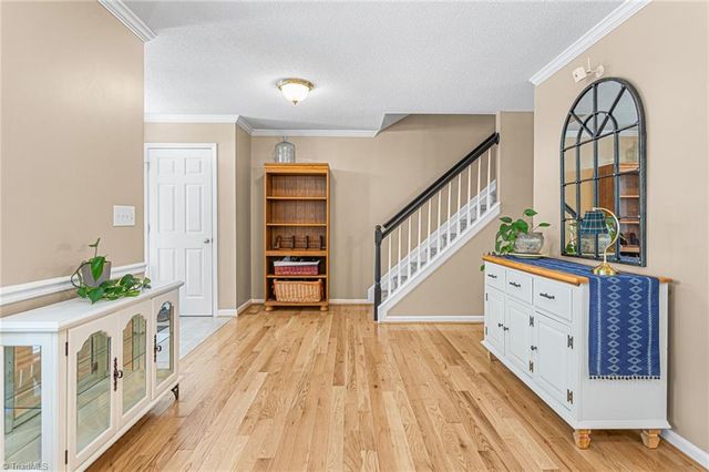 1125 Birch Hill Drive, Kernersville, NC 27284