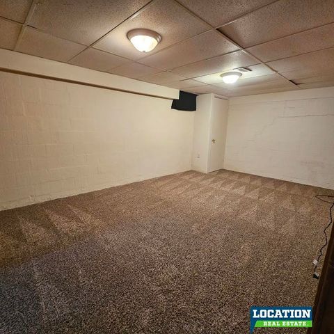 4317 D Street, Lincoln, NE 68510