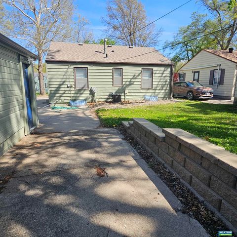 4317 D Street, Lincoln, NE 68510