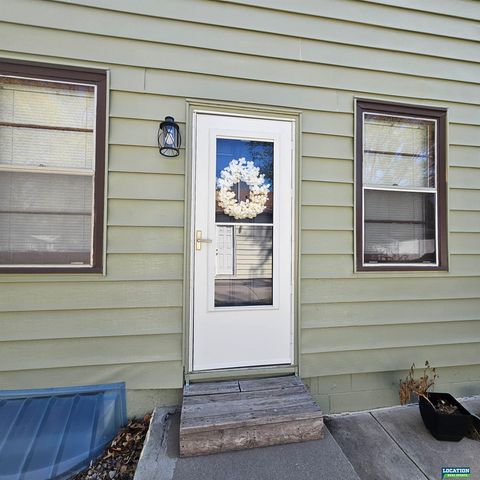 4317 D Street, Lincoln, NE 68510