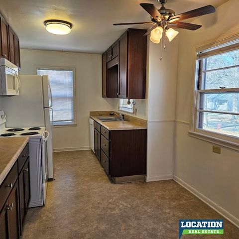 4317 D Street, Lincoln, NE 68510