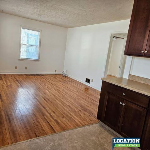 4317 D Street, Lincoln, NE 68510