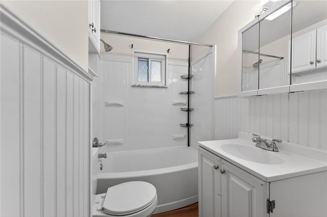 422 Buckeye St, Hempfield Twp, PA 15601