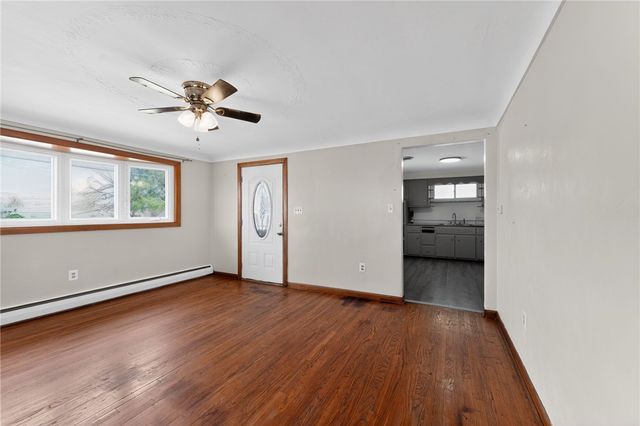 422 Buckeye St, Hempfield Twp, PA 15601