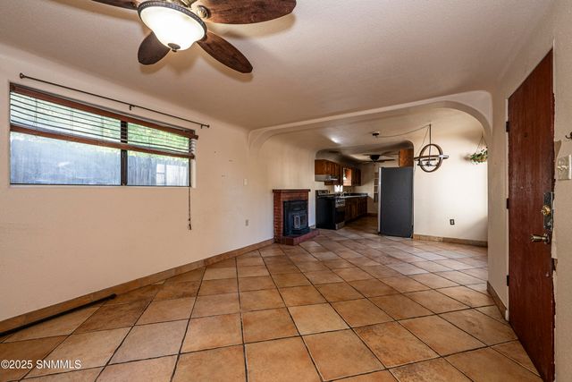 904 3rd Street, Tularosa, NM 88352