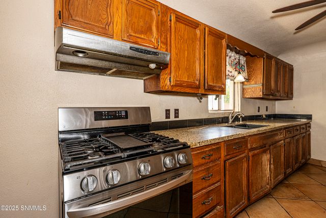 904 3rd Street, Tularosa, NM 88352