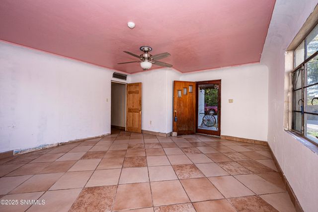 904 3rd Street, Tularosa, NM 88352