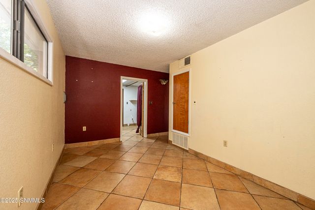 904 3rd Street, Tularosa, NM 88352