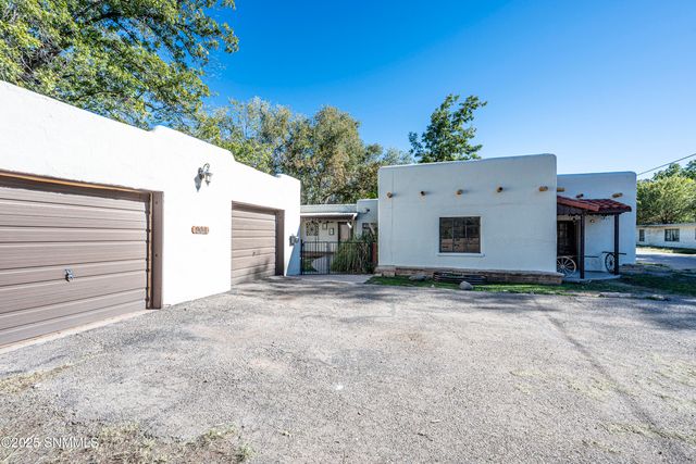 904 3rd Street, Tularosa, NM 88352