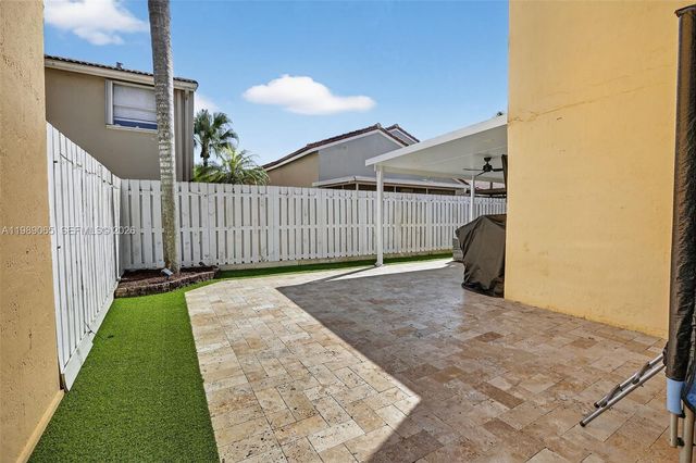 1245 NW 125th Ter, Sunrise, FL 33323