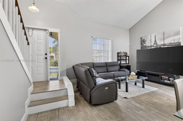 1245 NW 125th Ter, Sunrise, FL 33323