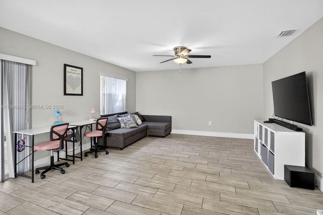 1245 NW 125th Ter, Sunrise, FL 33323