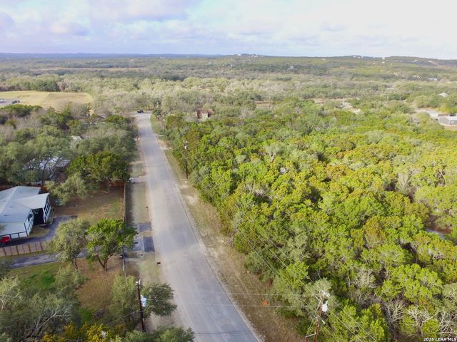 1091 Hillside Oaks, Bulverde, TX 78163