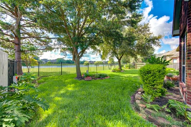 11422 Carson Field Lane, Cypress, TX 77433