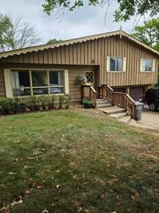 17705 2nd Avenue N, Plymouth, MN 55447