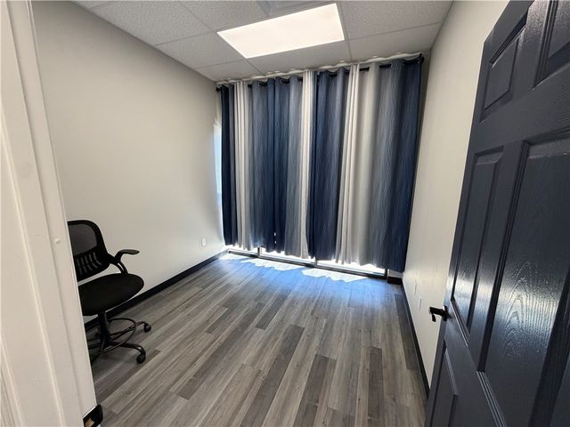 2502 SW 14th Street Suite 8, Bentonville, AR 72712