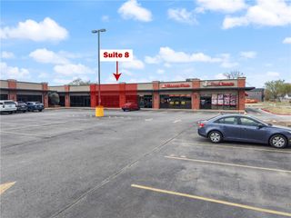 2502 SW 14th Street Suite 8, Bentonville, AR 72712