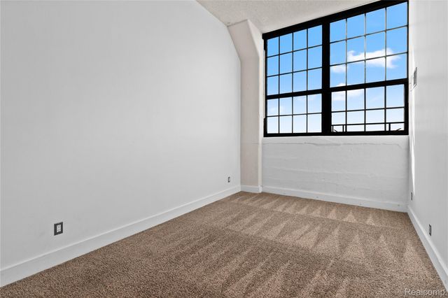 6533 E Jefferson Avenue 604RT, Detroit, MI 48207