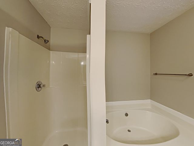 365 Laurelton Circle, Lawrenceville, GA 30044