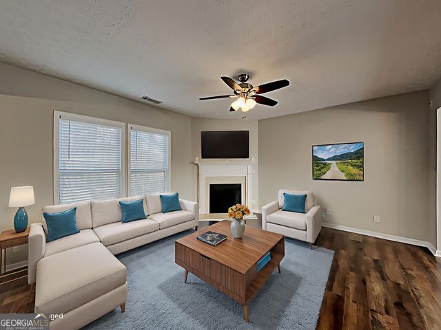 365 Laurelton Circle, Lawrenceville, GA 30044