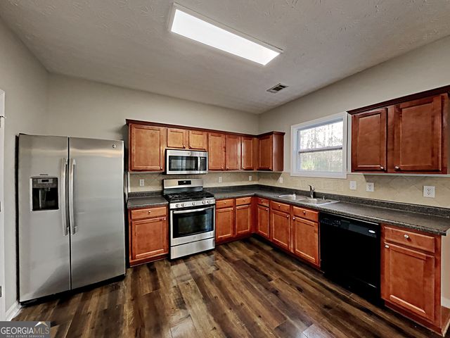 365 Laurelton Circle, Lawrenceville, GA 30044