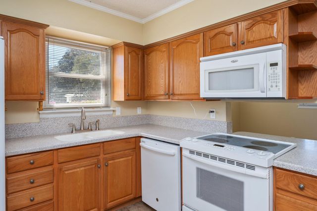 611 Lang Road, Fort Walton Beach, FL 32547