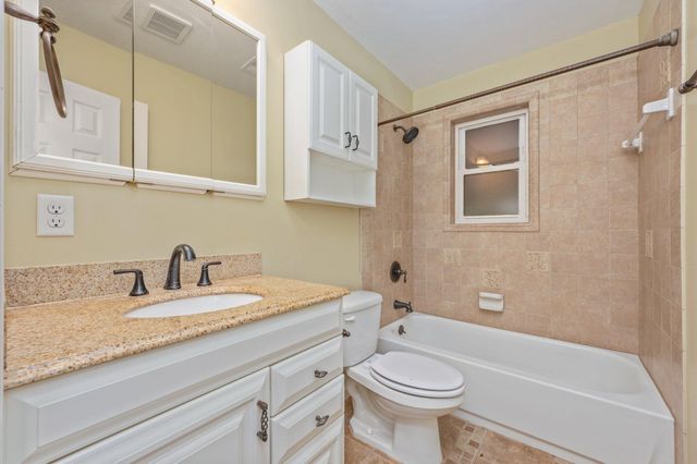 611 Lang Road, Fort Walton Beach, FL 32547