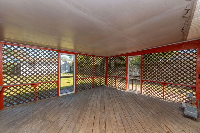 611 Lang Road, Fort Walton Beach, FL 32547