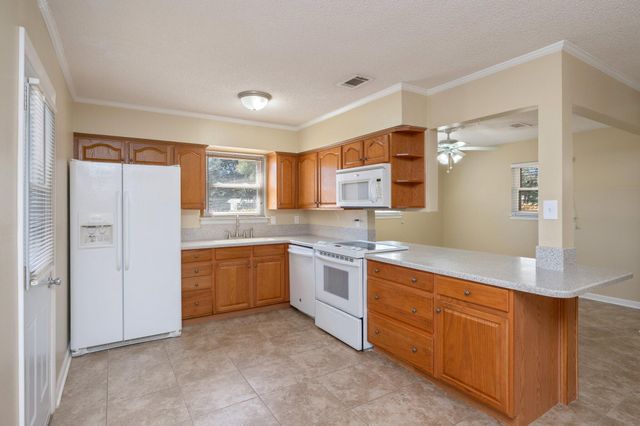 611 Lang Road, Fort Walton Beach, FL 32547