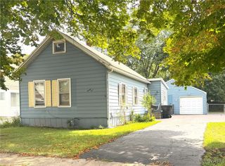24 Cleveland Avenue, Tonawanda, NY 14150