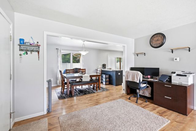 1919 Mill Stream Drive, Huntertown, IN 46748