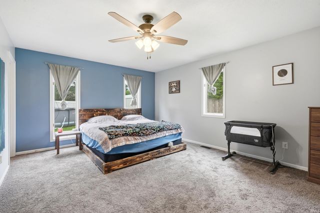 1919 Mill Stream Drive, Huntertown, IN 46748