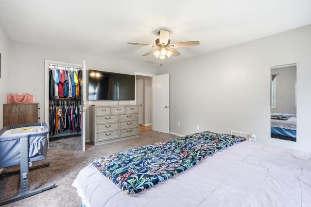 1919 Mill Stream Drive, Huntertown, IN 46748