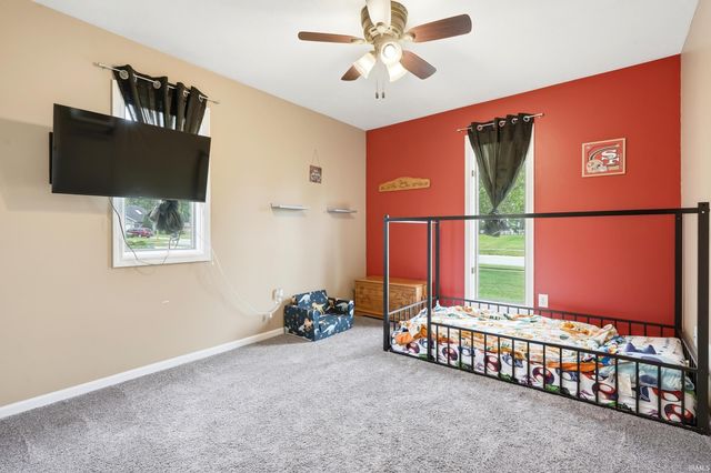 1919 Mill Stream Drive, Huntertown, IN 46748