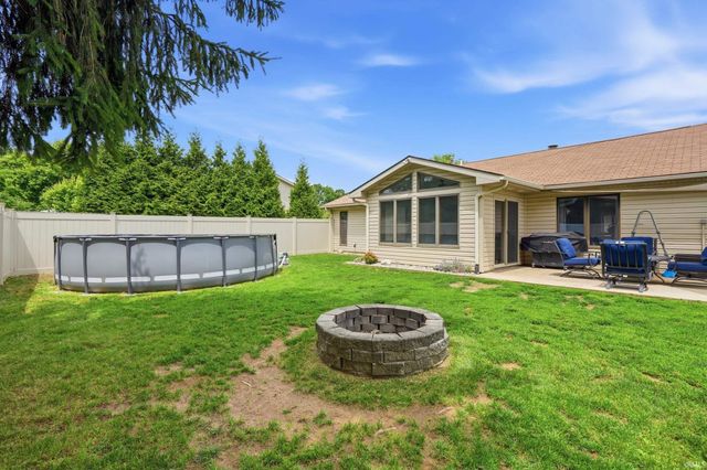 1919 Mill Stream Drive, Huntertown, IN 46748