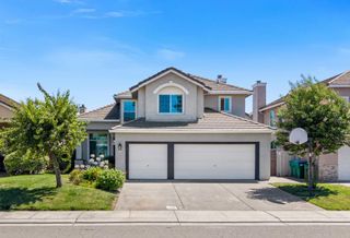 2716 Sequoia St, Lodi, CA 95242