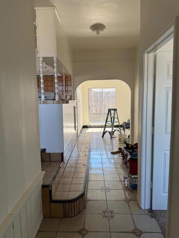 85 Paloma Avenue, Salinas, CA 93905